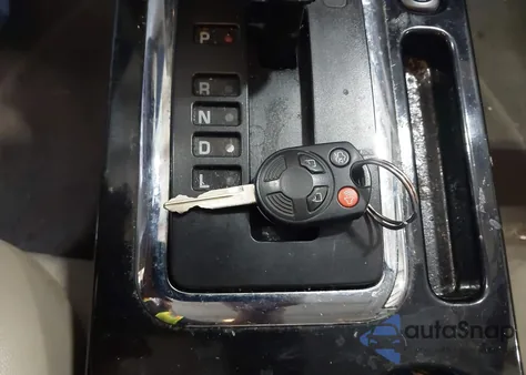 2009 Ford Escape Hybrid Limited z USA, uszkodzony, nr VIN 1FMCU59339KC01917